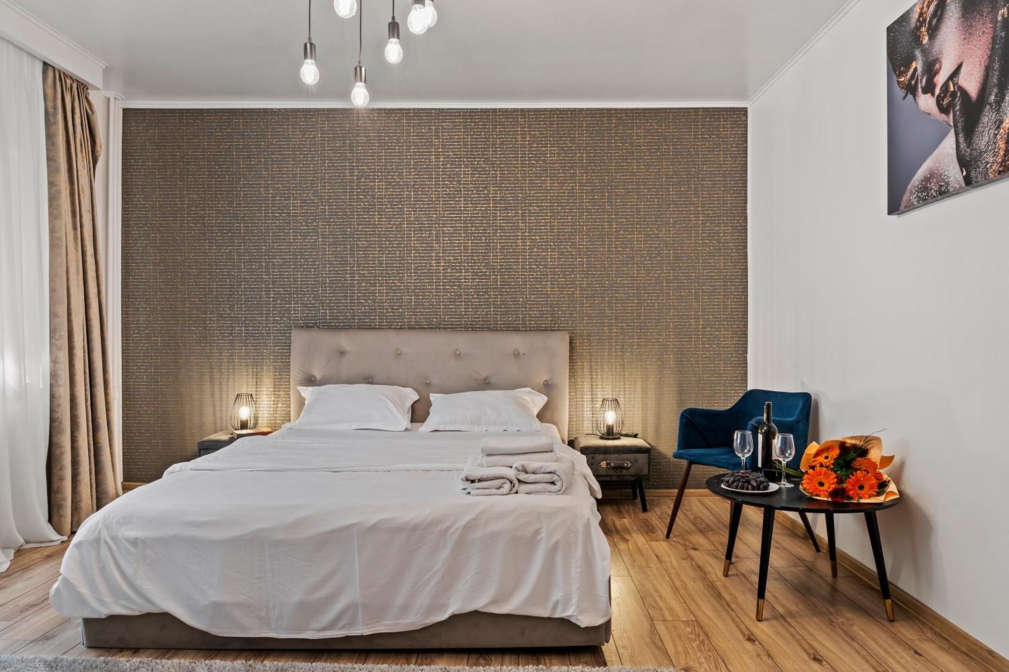Garsoniera De Lux Si Eleganta Drumul Taberei Бухарест Экстерьер фото