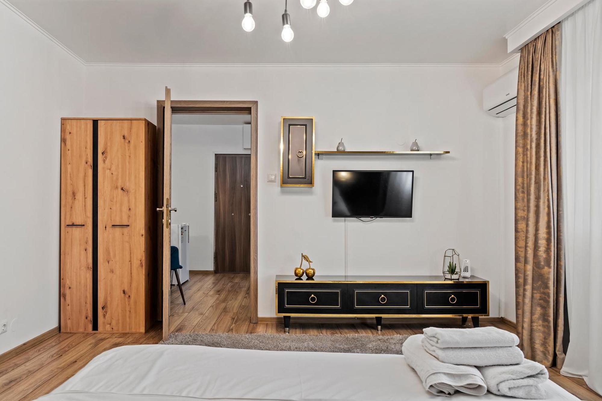 Garsoniera De Lux Si Eleganta Drumul Taberei Бухарест Экстерьер фото